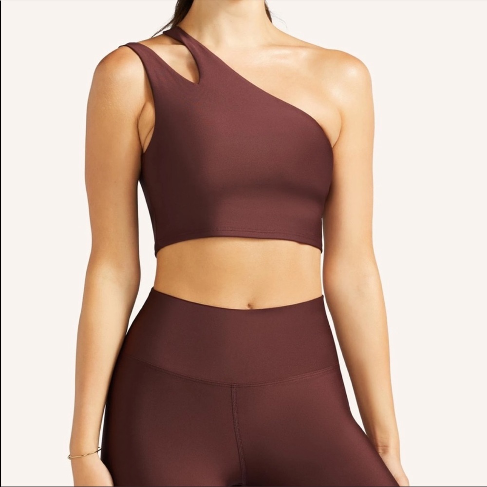 Peloton show up side to side to side bra size Medium